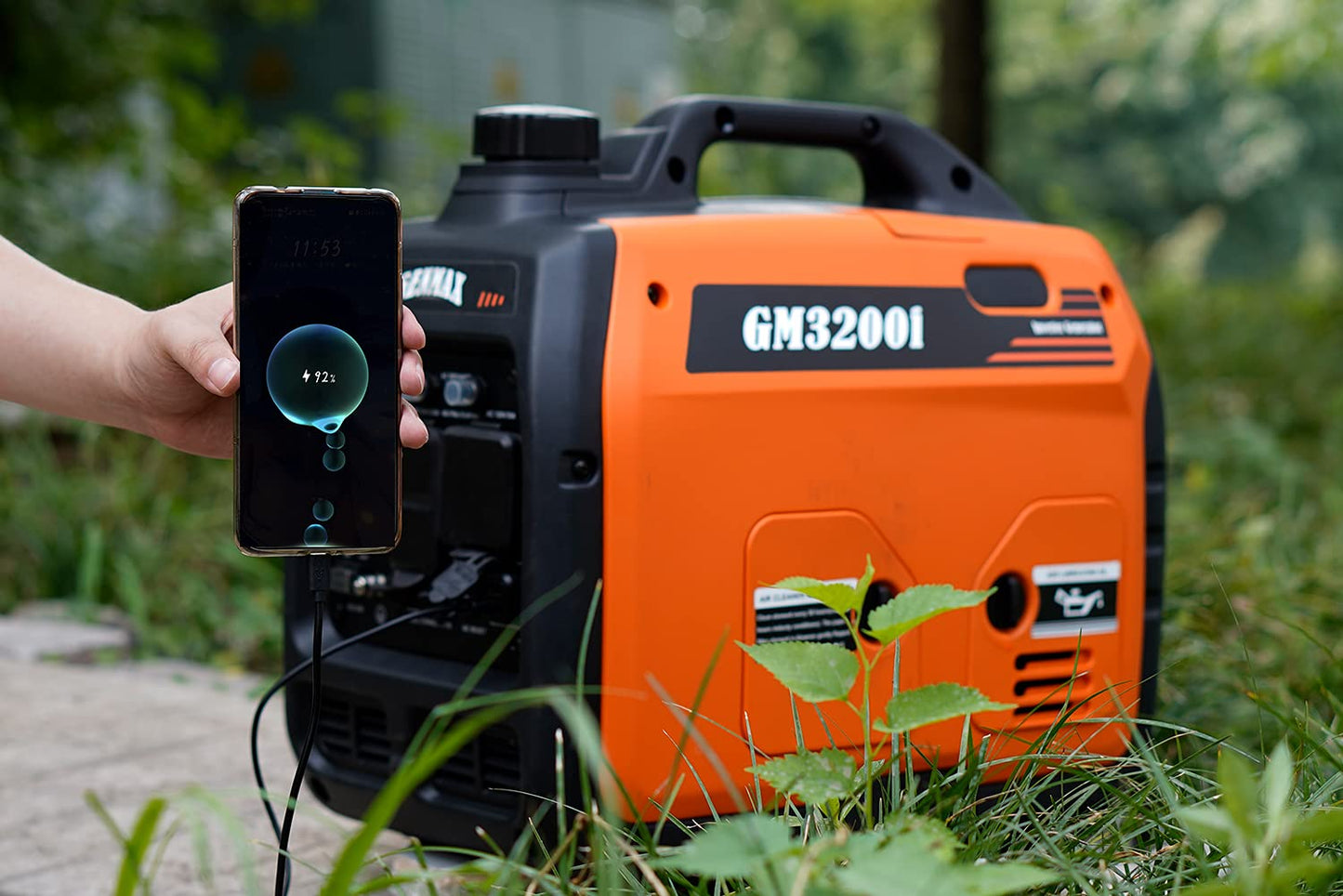 Générateur à onduleur portable GENMAX, moteur à essence ultra-silencieux de 3 200 W et prêt pour les camping-cars, conforme à l'EPA, fonction mode écologique, ultra léger pour une utilisation domestique et le camping (GM-3200i) GE-3300A
