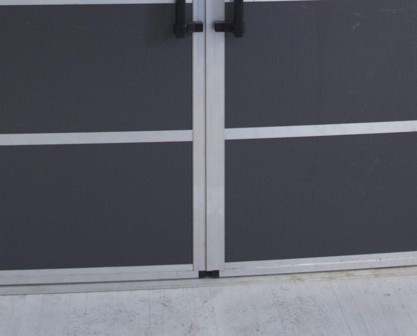 Palram - Canope | Remise de rangement Yukon 11x21, gris 11' x 21'