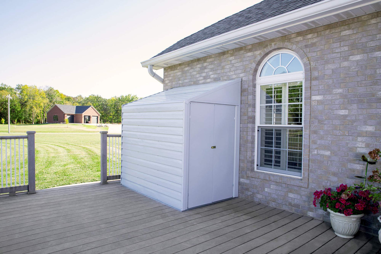 Arrow Shed YS47-A Hangar de rangement compact en acier galvanisé avec toit en pente, 4' x 7' 4' x 7'