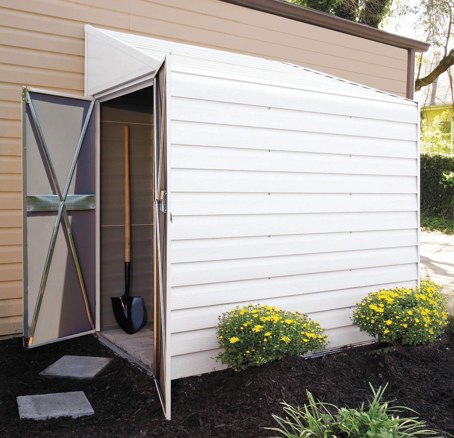 Arrow Shed YS47-A Hangar de rangement compact en acier galvanisé avec toit en pente, 4' x 7' 4' x 7'