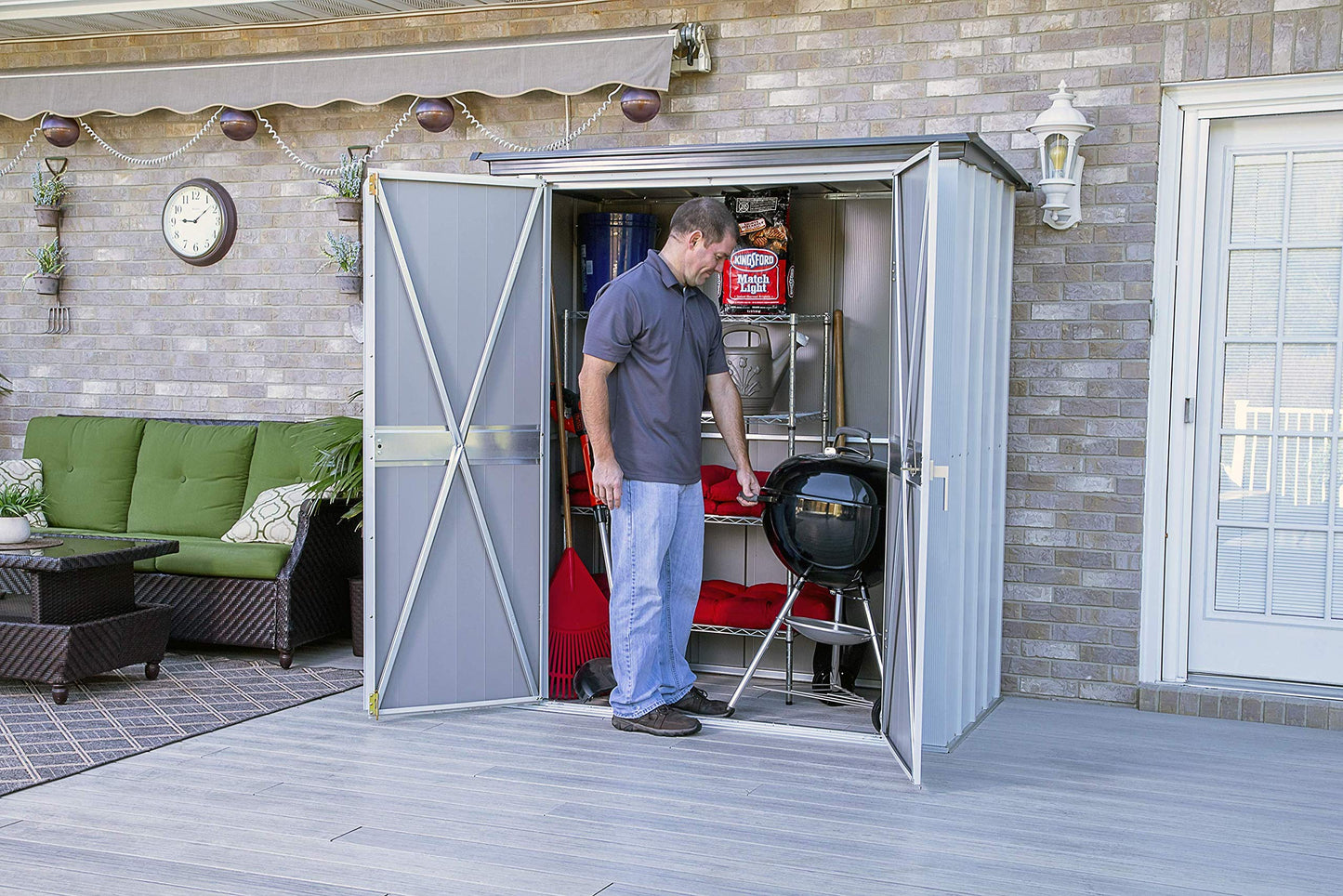 Arrow Shed Shed conçu 5' x 3' x 6' Kit compact d'extérieur en métal pour jardin, terrasse et abri de jardin, gris flûte et anthracite