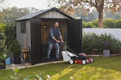 Keter Oakland Grand abri extérieur en résine de 7,5 x 7 pieds avec murs personnalisables pour tondeuse à gazon et rangement de vélos, 7,5 x 7, gris gris 