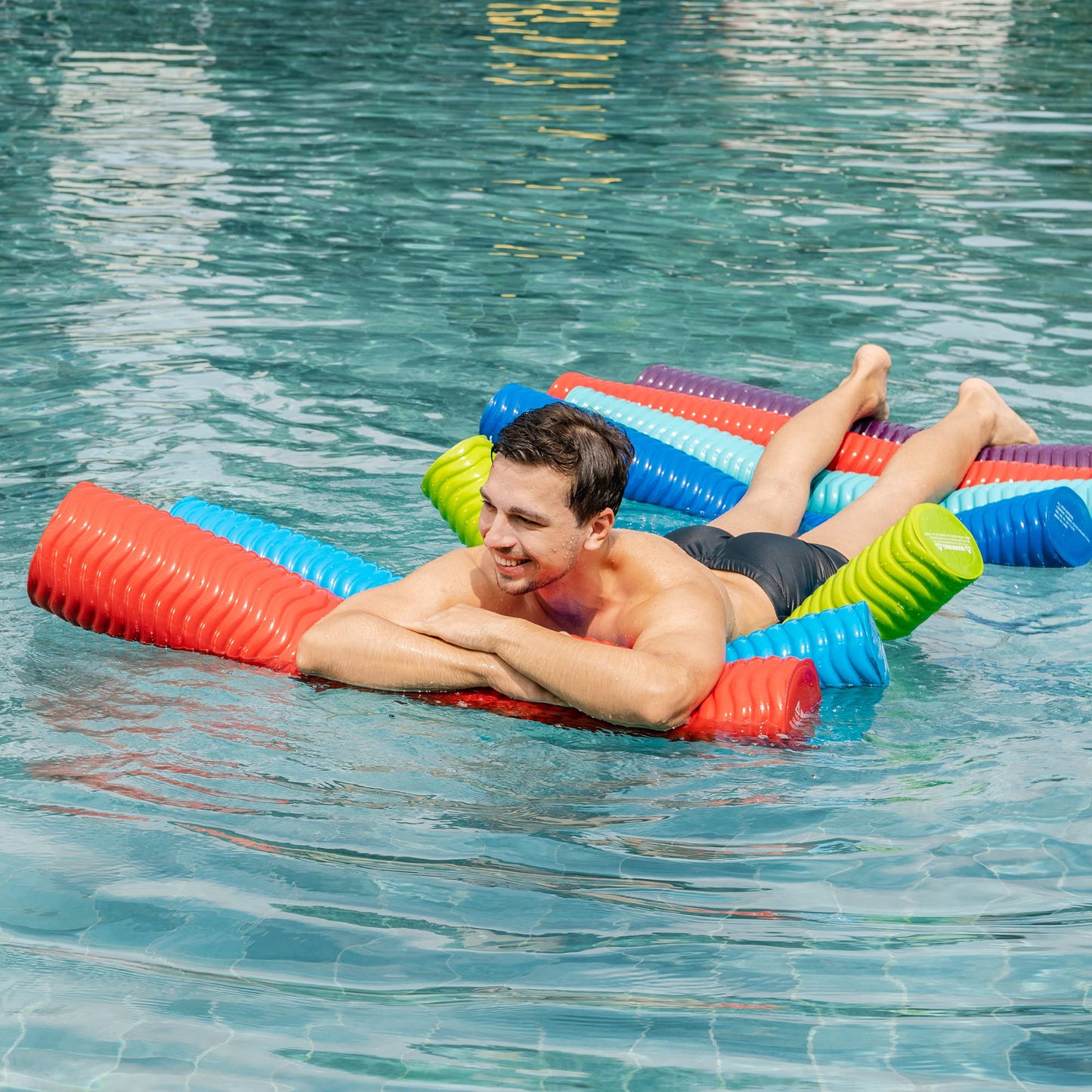 Nouilles de piscine IMMERSA Jumbo, revêtement en vinyle à base d'eau de qualité supérieure et nouilles en mousse souple résistantes aux UV pour nager et flotter, flotteurs de lac, flotteurs de piscine pour adultes et enfants. Flamant rose