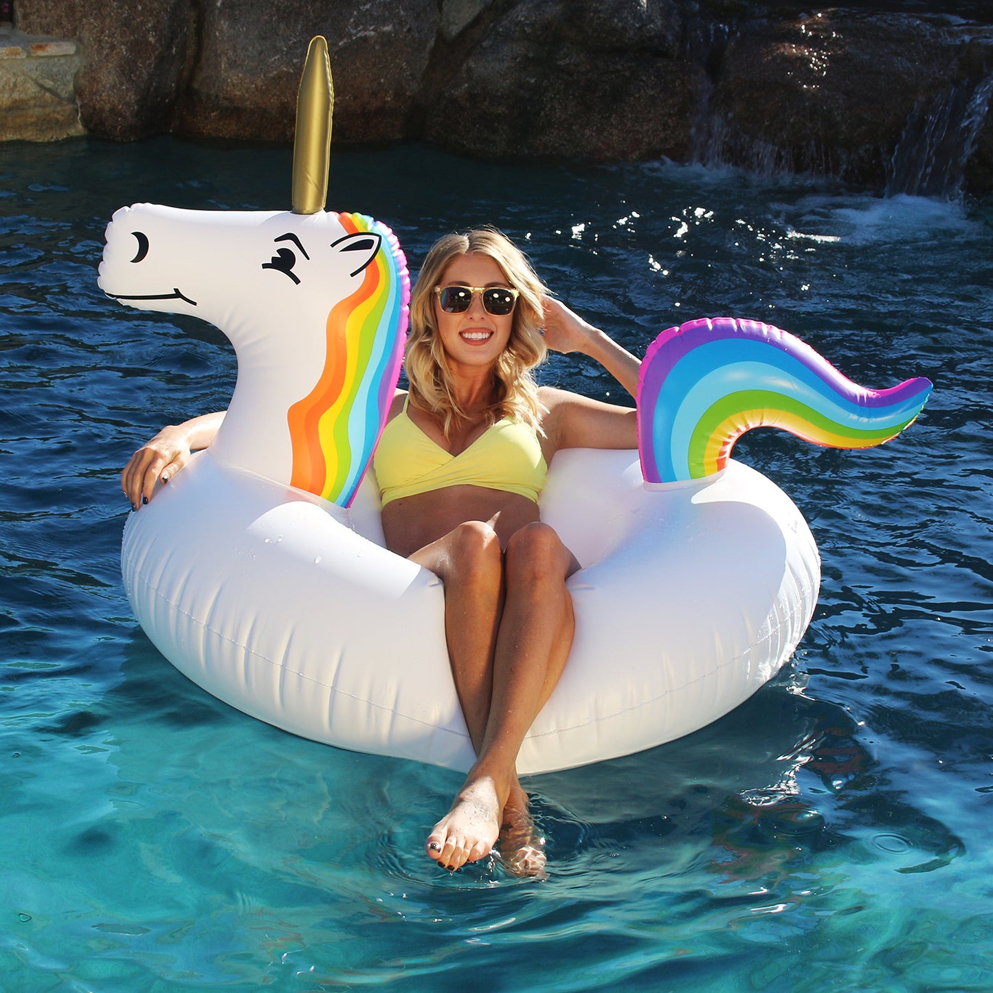 GoFloats Unicorn Pool Float Party Tube - Radeaux gonflables, adultes et enfants